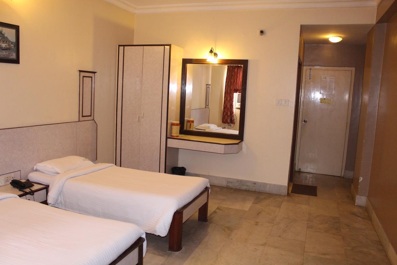 Hotel Mangalore International Buitenkant foto