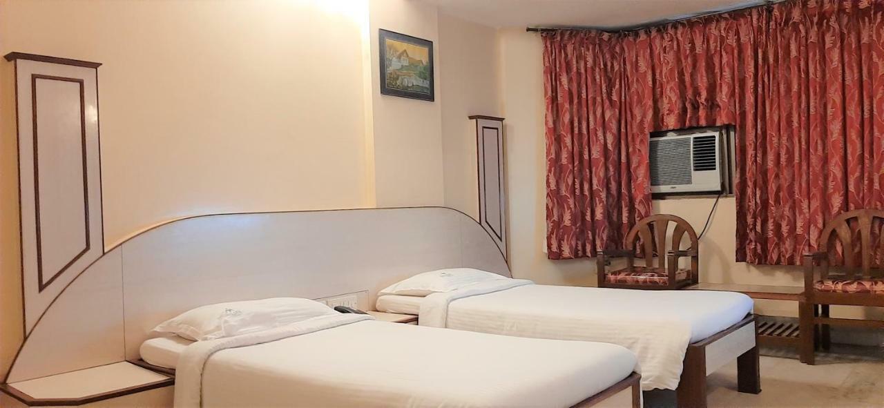 Hotel Mangalore International Buitenkant foto